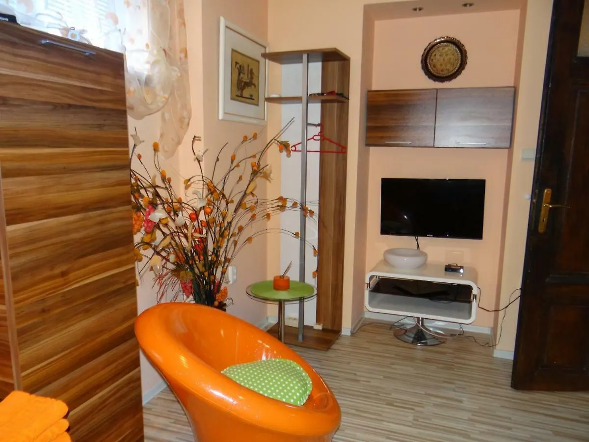 Orange Flower Apartments Sofia